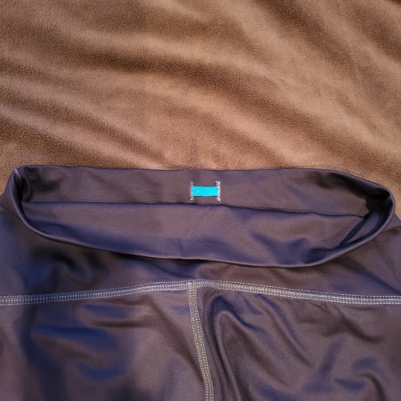 NWT Sol and Mane Mudra Full Leggings Charcoal Size Small - Picture 6 of 9